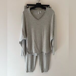 Nordstrom Grey Womens Lounge Set Size M #Lux-J